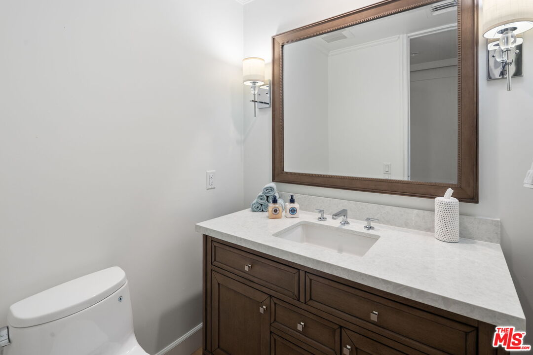 300 N Swall Dr Unit: 354