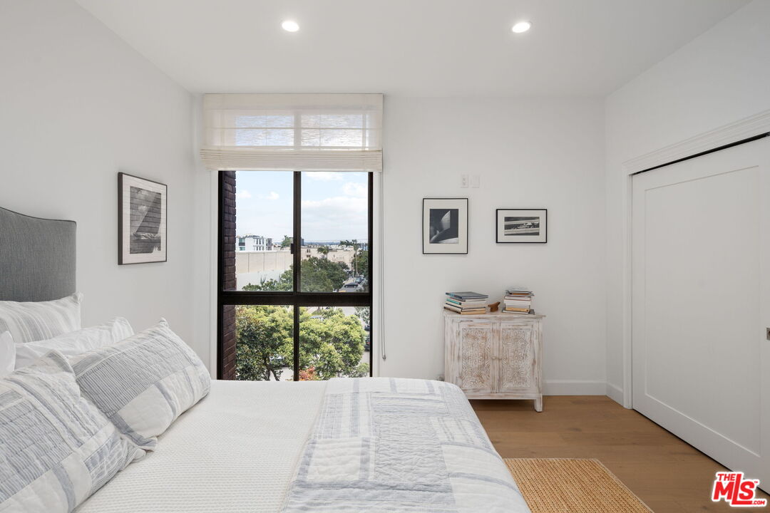 300 N Swall Dr Unit: 354