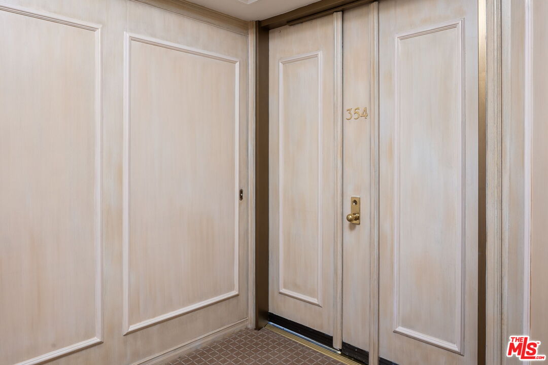 300 N Swall Dr Unit: 354