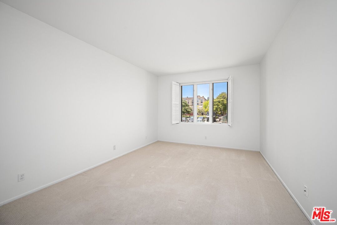 1808 Manning Ave Unit: 103