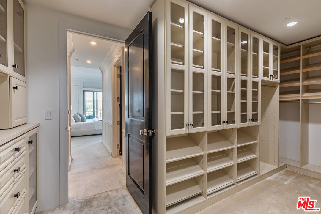 10727 Wilshire Blvd Unit: 1702