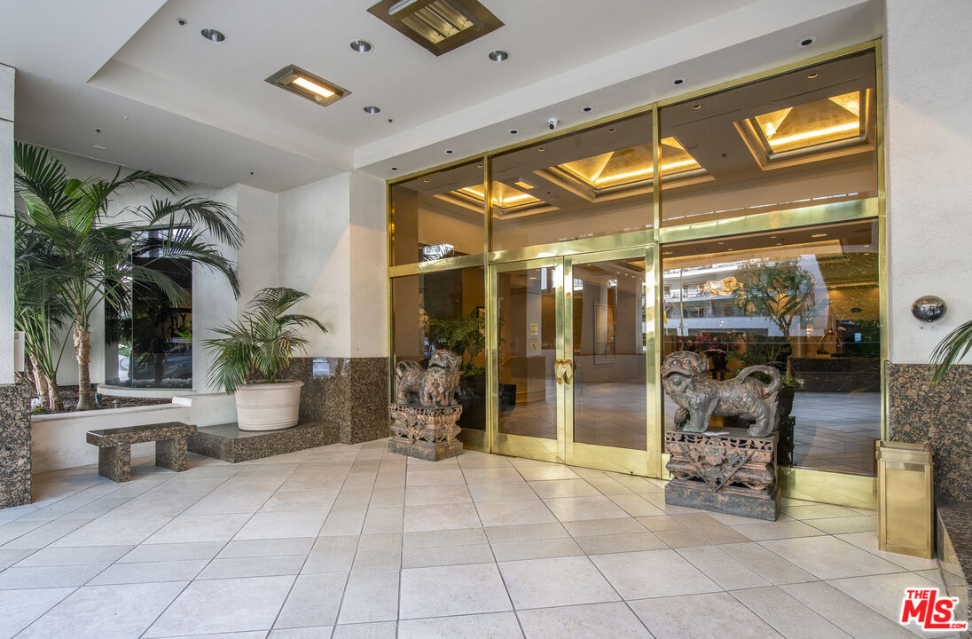 10724 Wilshire Blvd Unit: 505