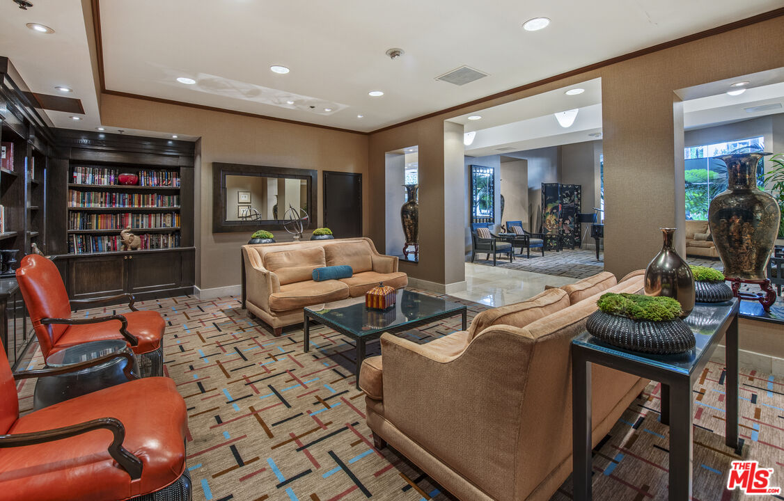 10724 Wilshire Blvd Unit: 505