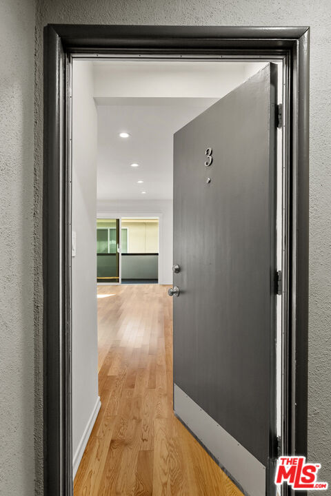 1425 N Harper Ave Unit: 3