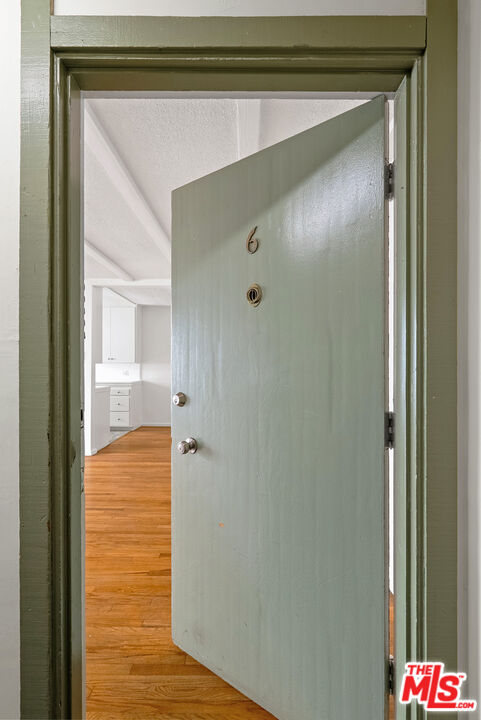 923 N San Vicente Blvd Unit: 6
