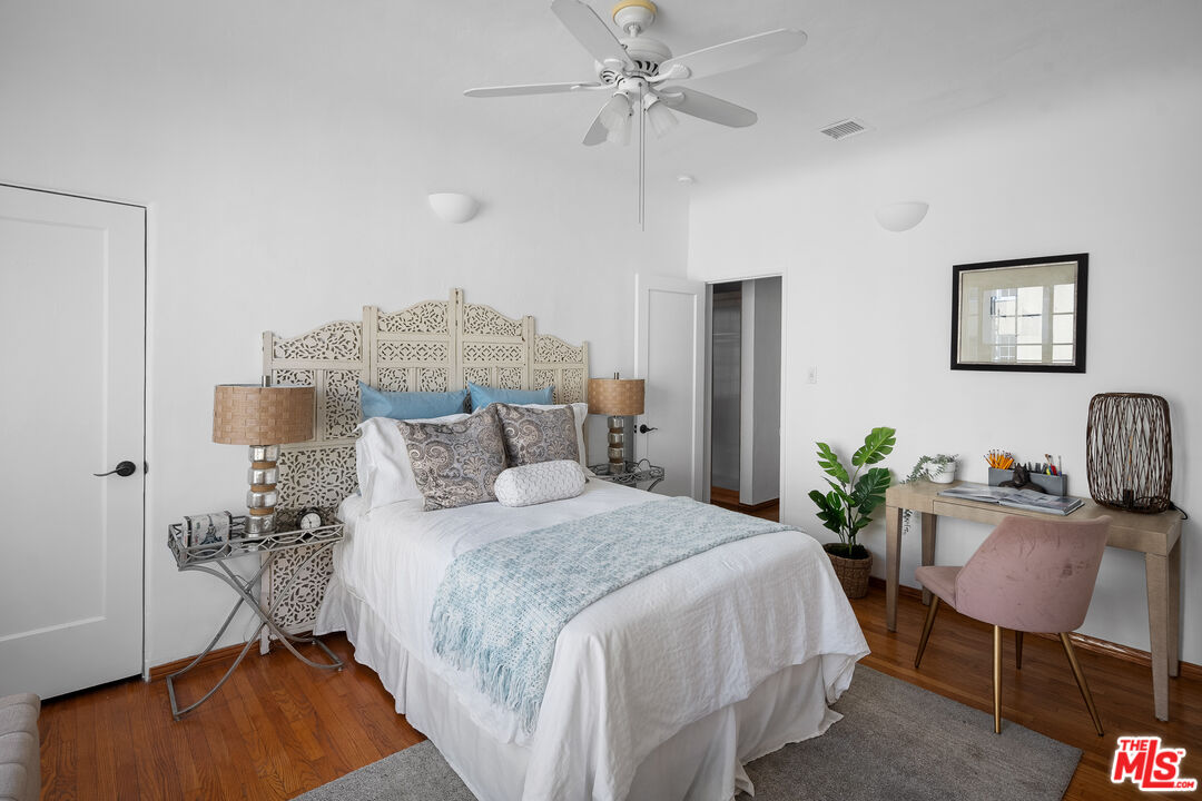 1345 N Hayworth Ave Unit: 209