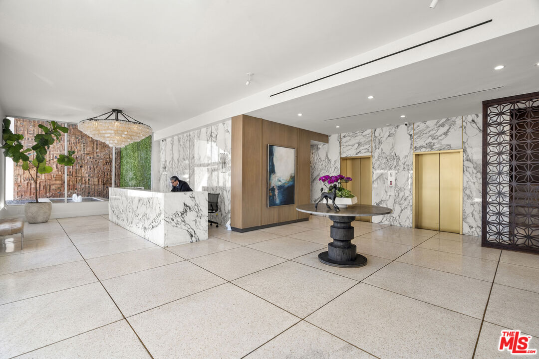 8787 Shoreham Dr Unit: 703