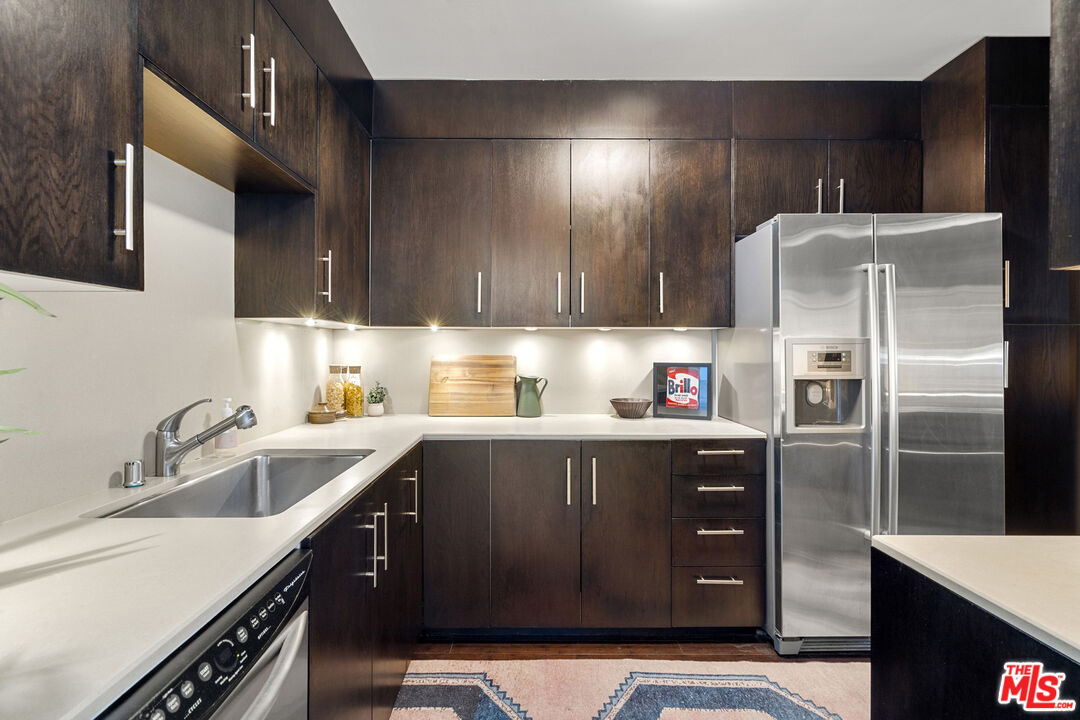 8787 Shoreham Dr Unit: 703