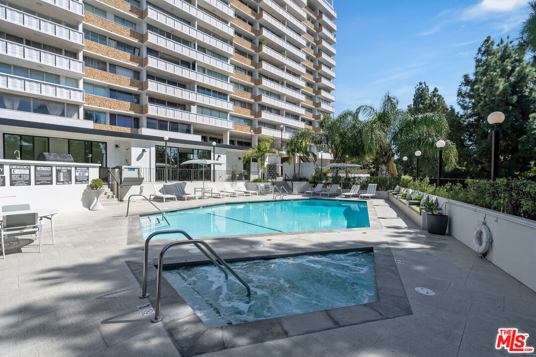 8787 Shoreham Dr Unit: 703