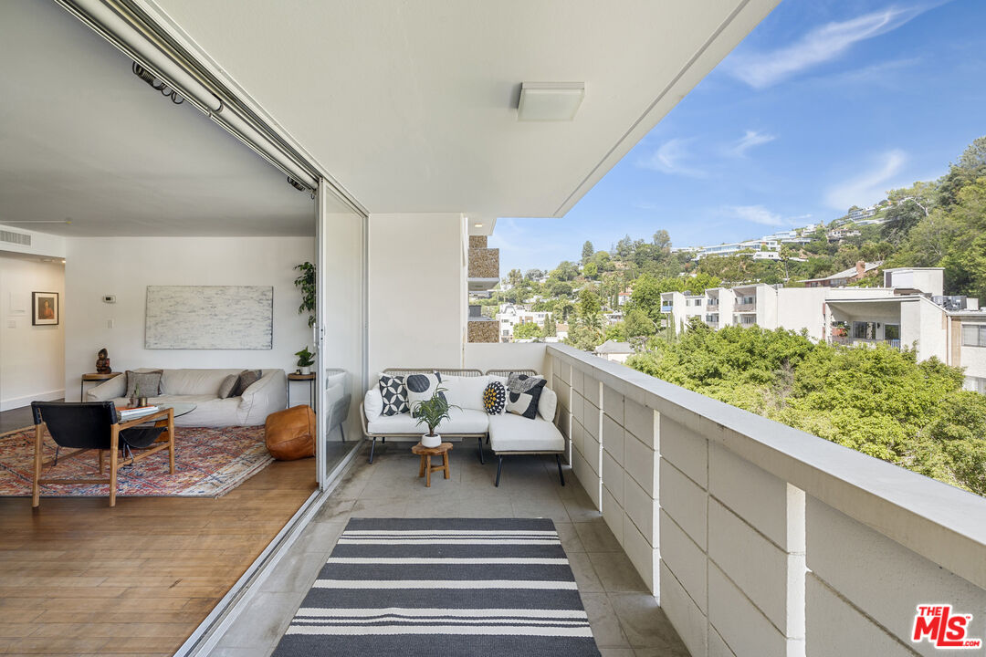 8787 Shoreham Dr Unit: 703
