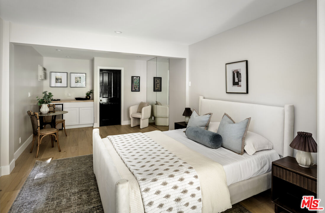 1143 Sierra Alta Way