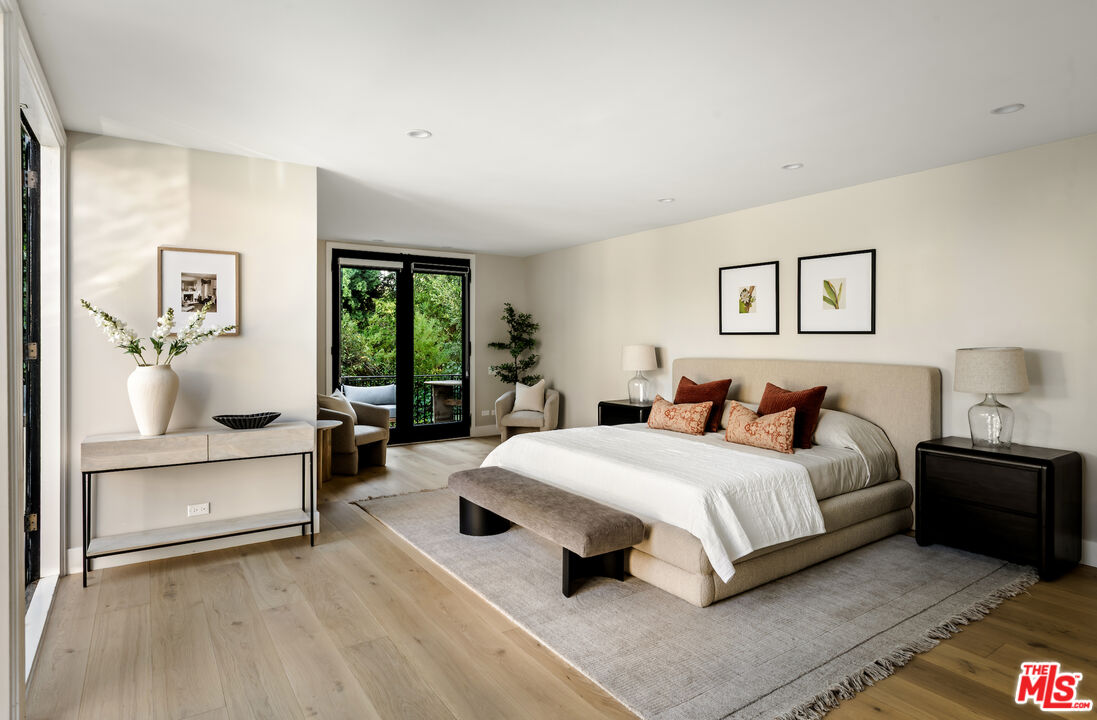 1143 Sierra Alta Way