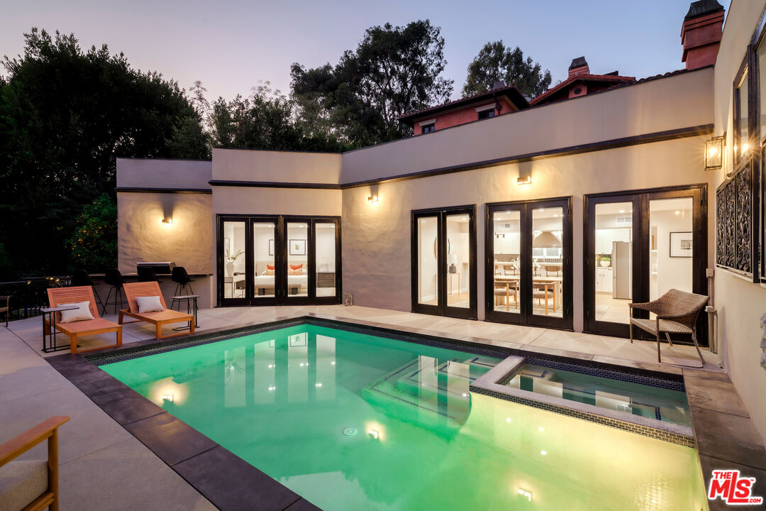 1143 Sierra Alta Way