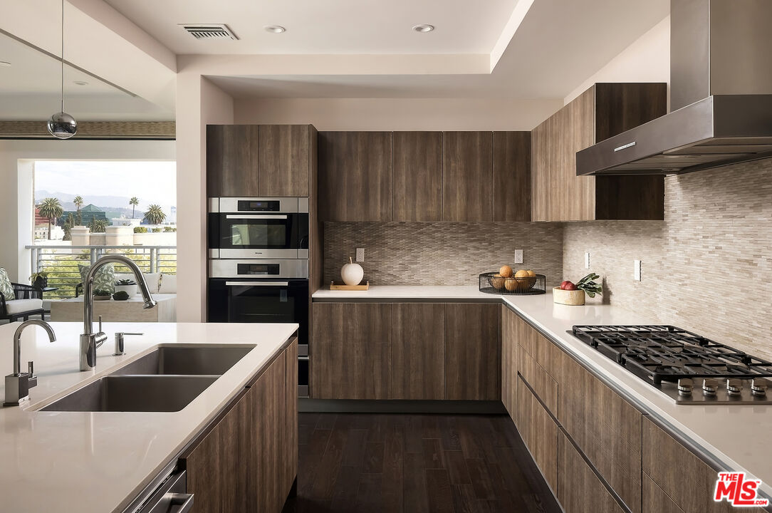 450 N Palm Dr Unit: 507
