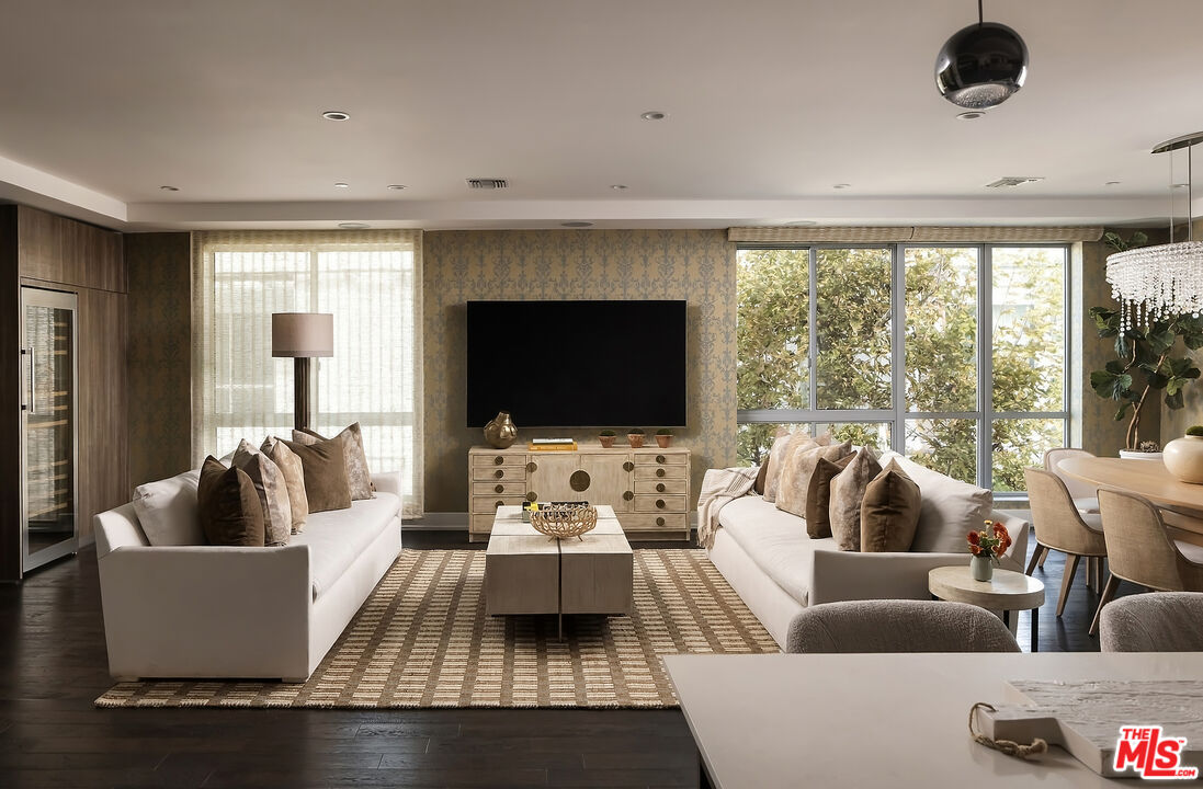 450 N Palm Dr Unit: 507