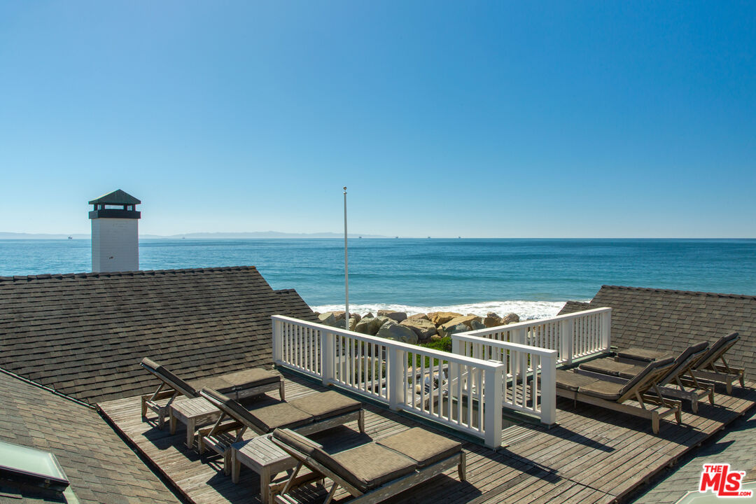 571 Sand Point Rd