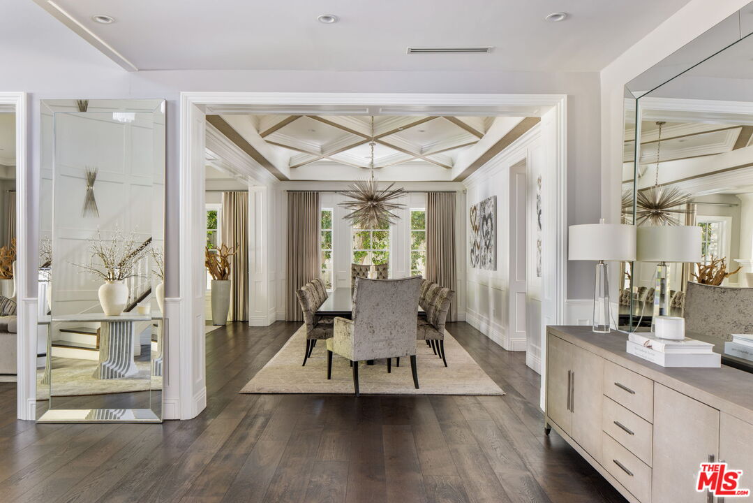 1630 Amalfi Dr