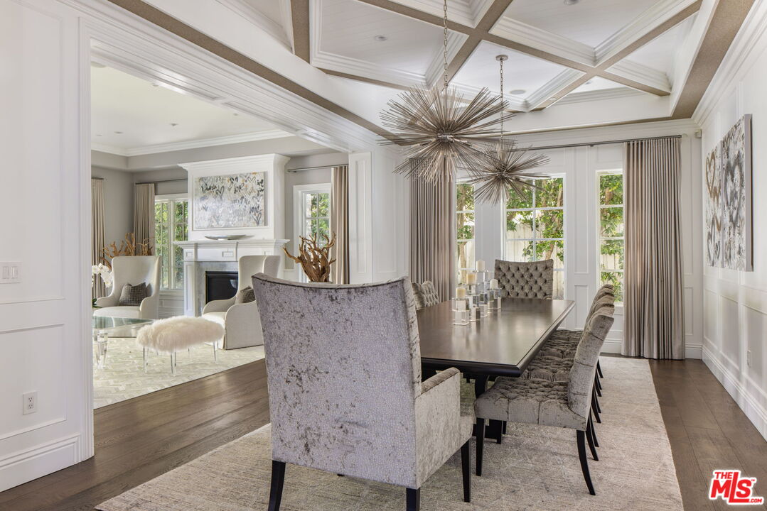 1630 Amalfi Dr