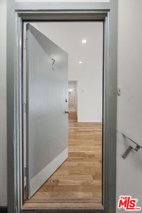 923 N San Vicente Blvd Unit: 7