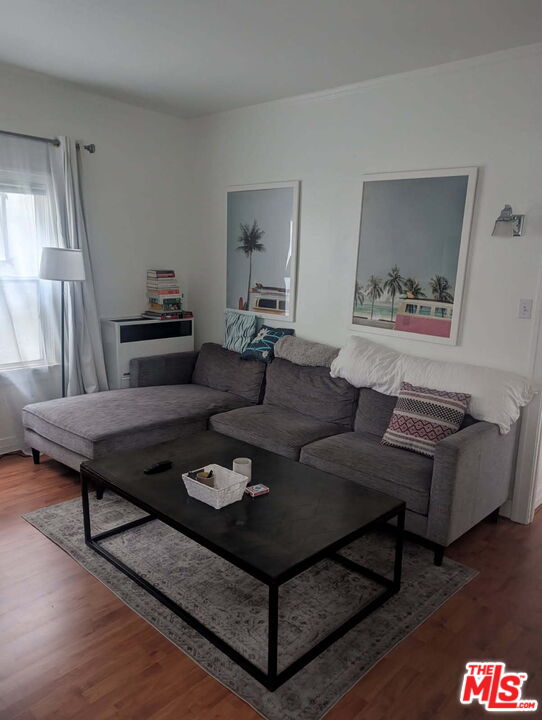 8861 Alden Dr Unit: 1