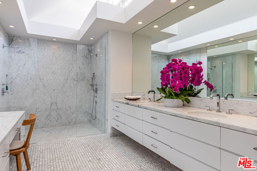 27420 Pacific Coast Hwy