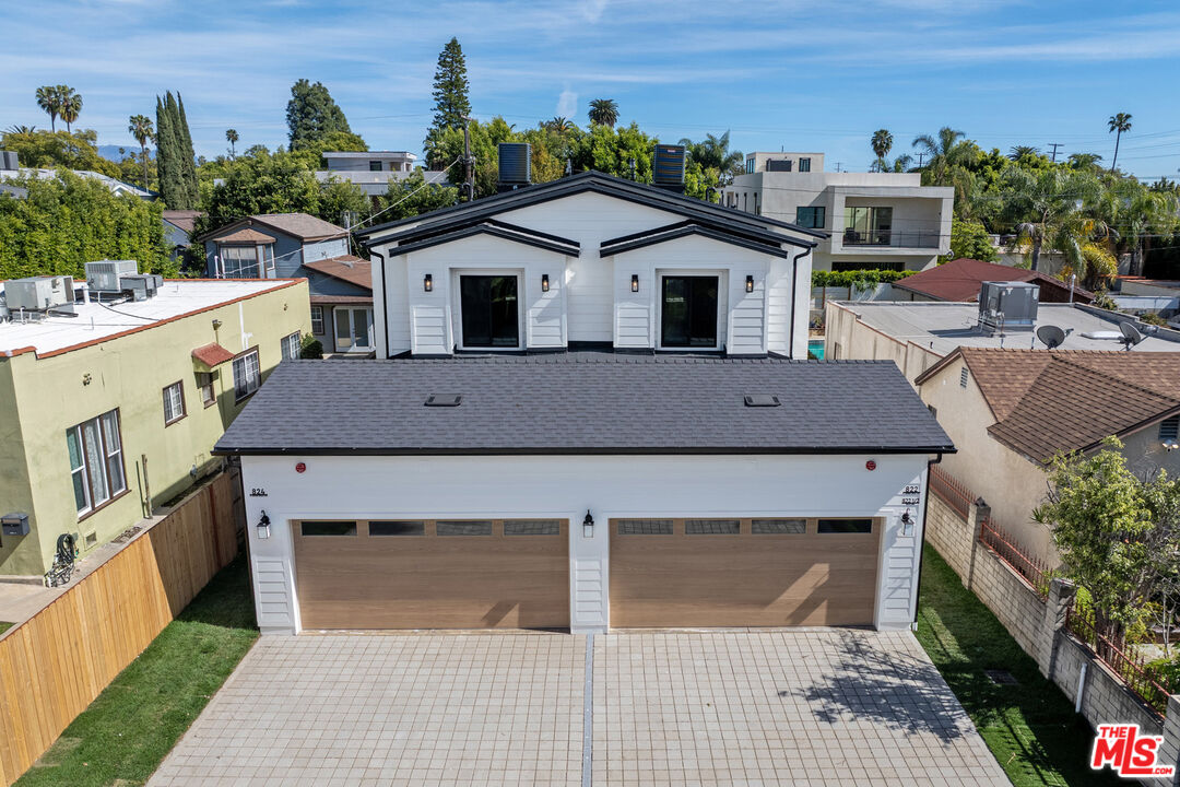 824 N Orange Grove Ave