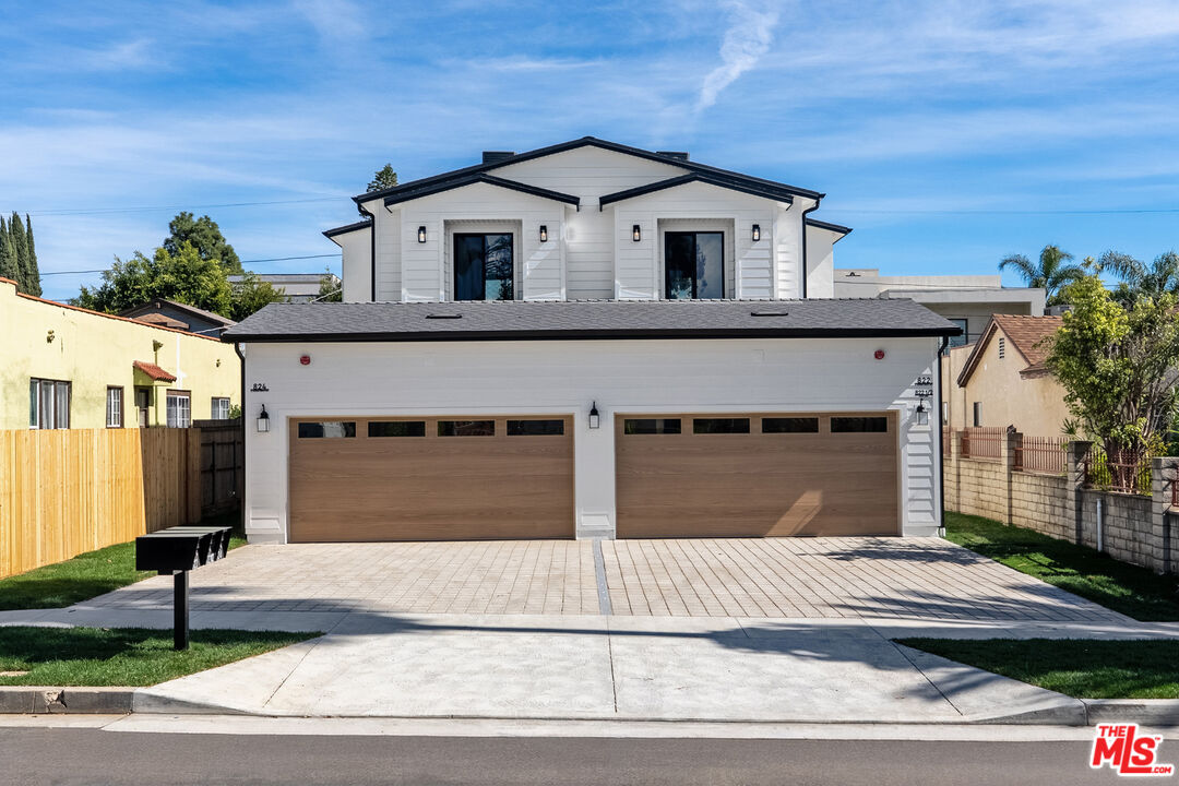 824 N Orange Grove Ave