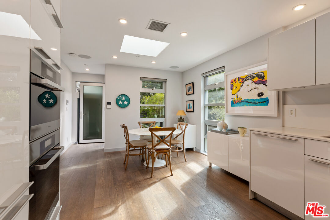 329 Westbourne Dr
