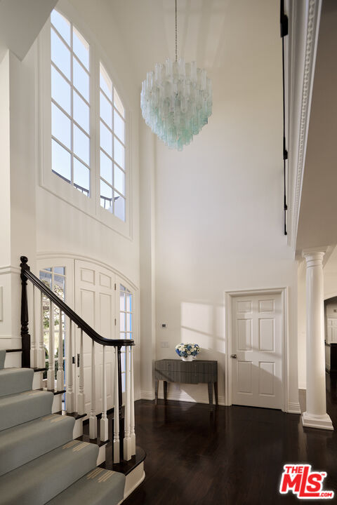 541 Paseo Miramar