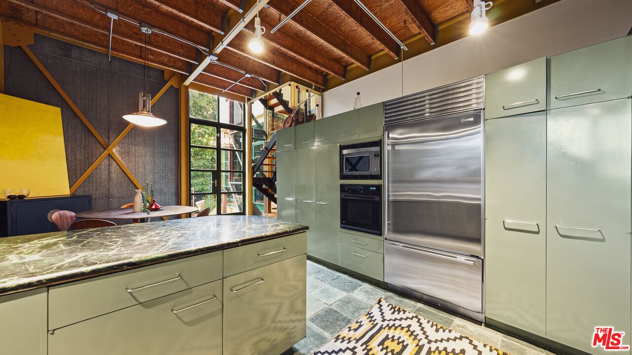 1955 Purdue Ave Unit: 1-2