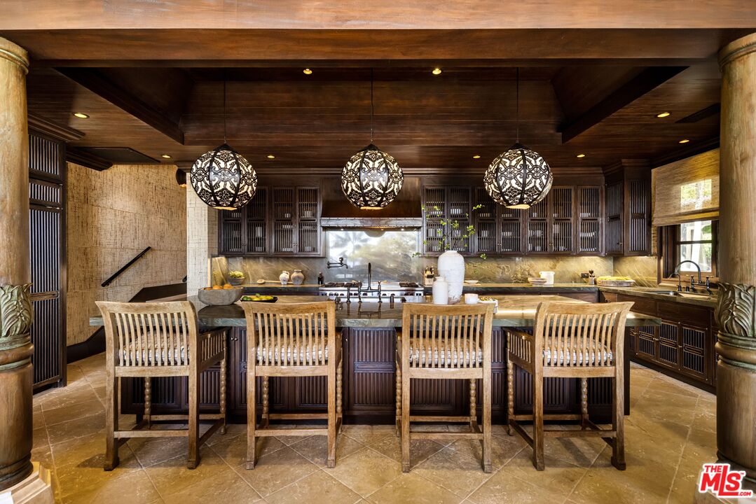 24834 Pacific Coast Hwy