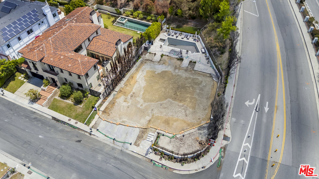 1402 El Bosque Ct