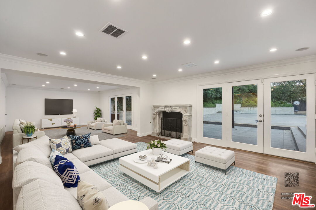 16541 Park Lane Cir