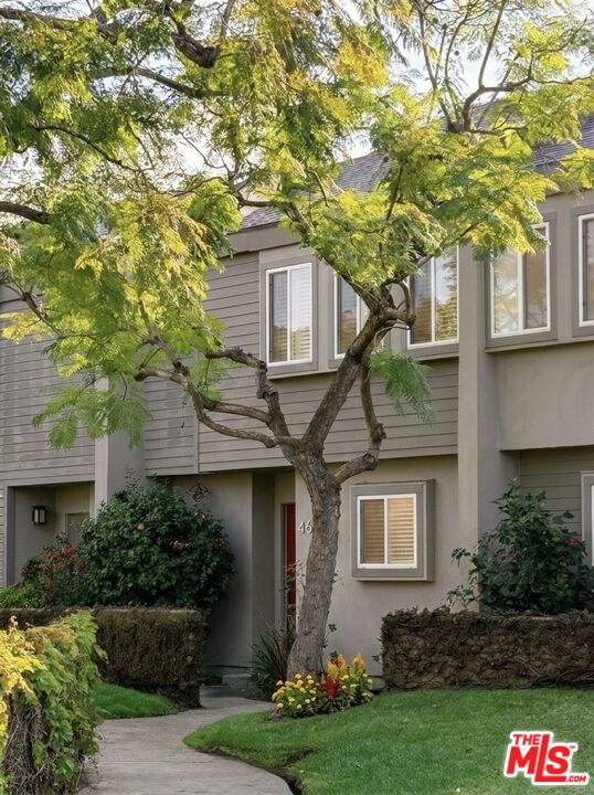 46 Village Pkwy