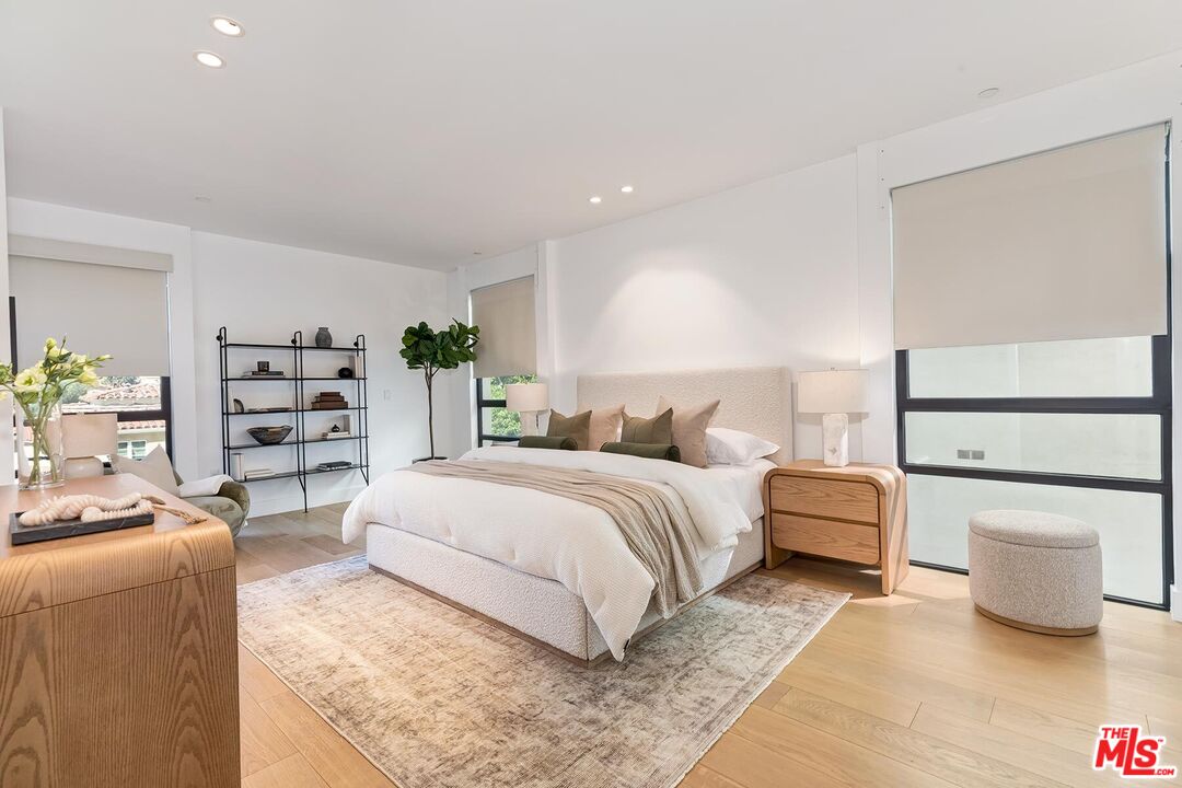 10777 Wilshire Blvd Unit: 409