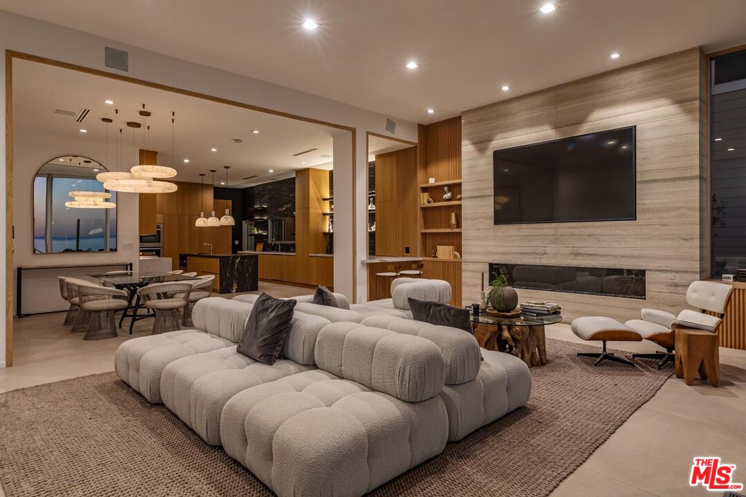 31220 Broad Beach Rd