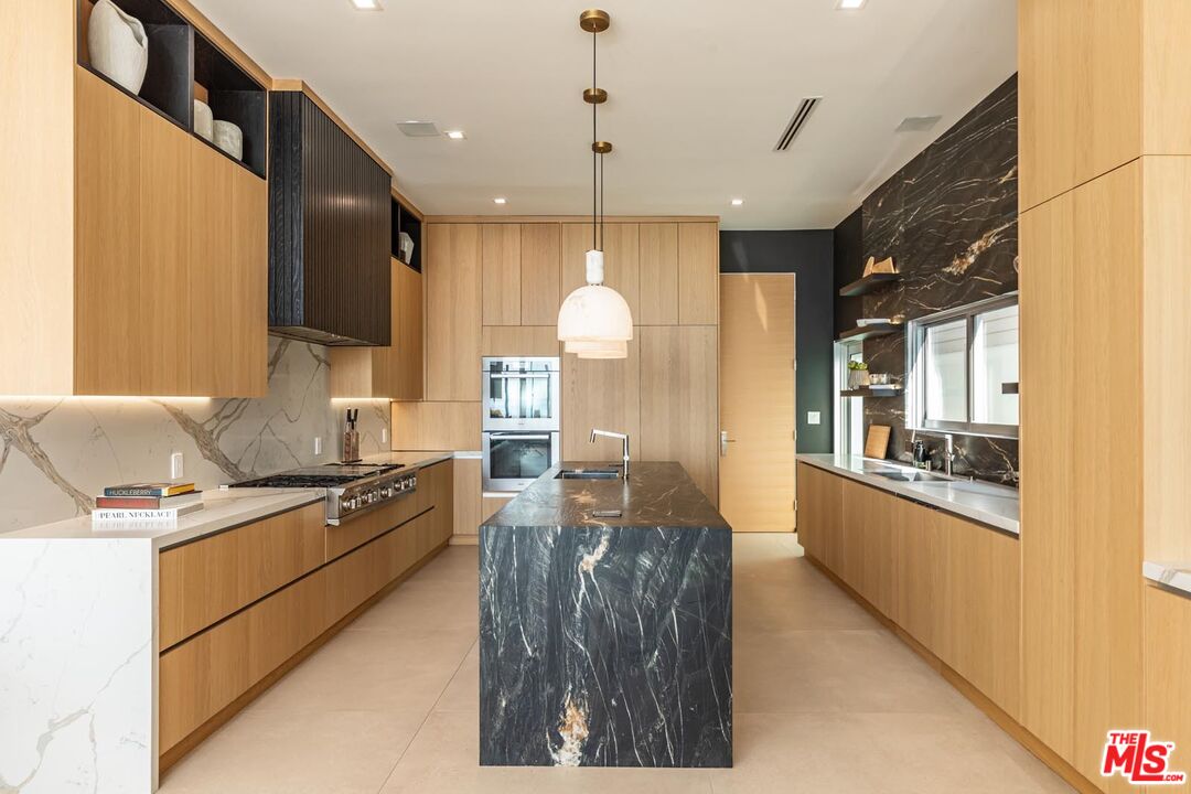 31220 Broad Beach Rd