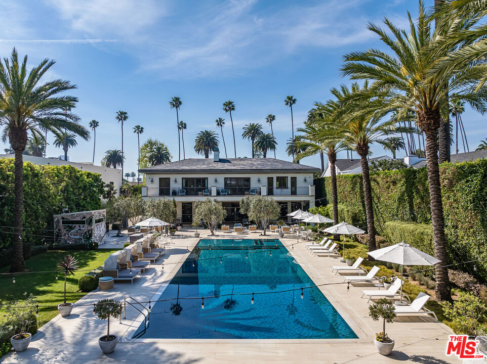 618 N Beverly Dr