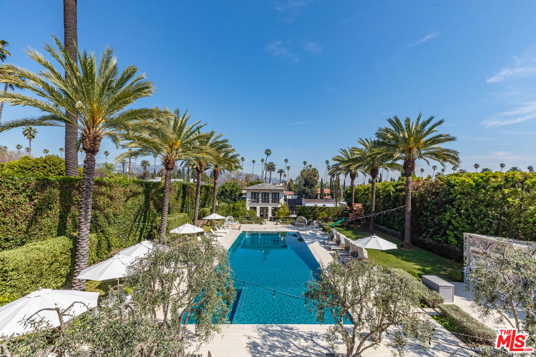 618 N Beverly Dr