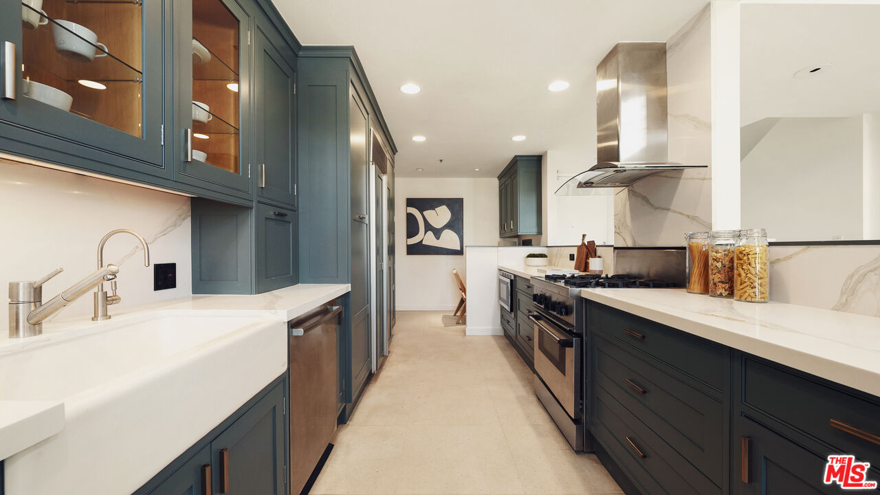 1040 4th St Unit: 405