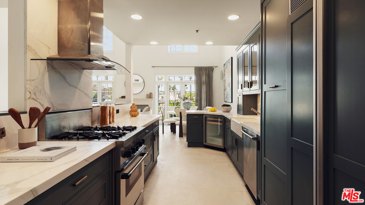 1040 4th St Unit: 405