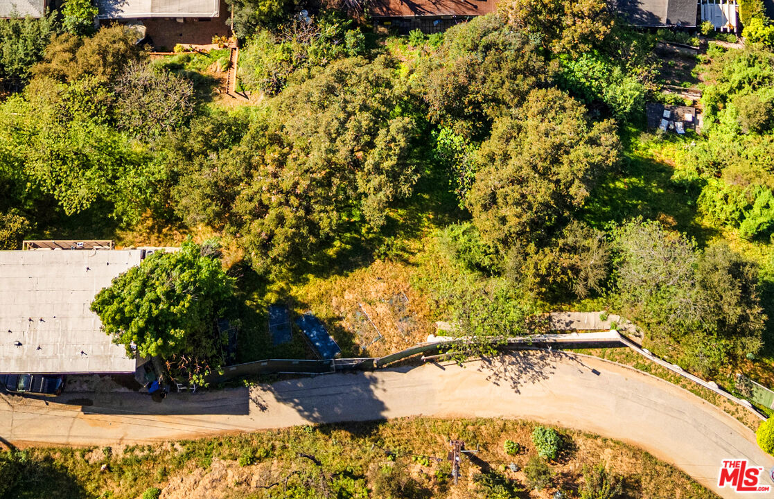 2123 Groveland Dr
