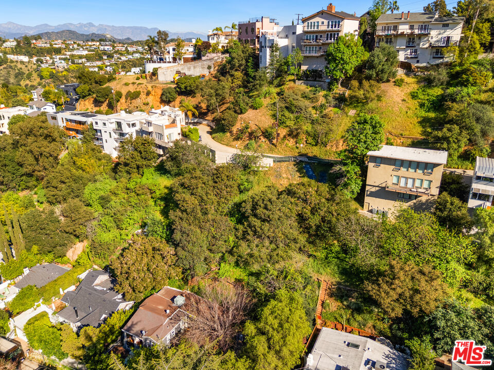 2123 Groveland Dr