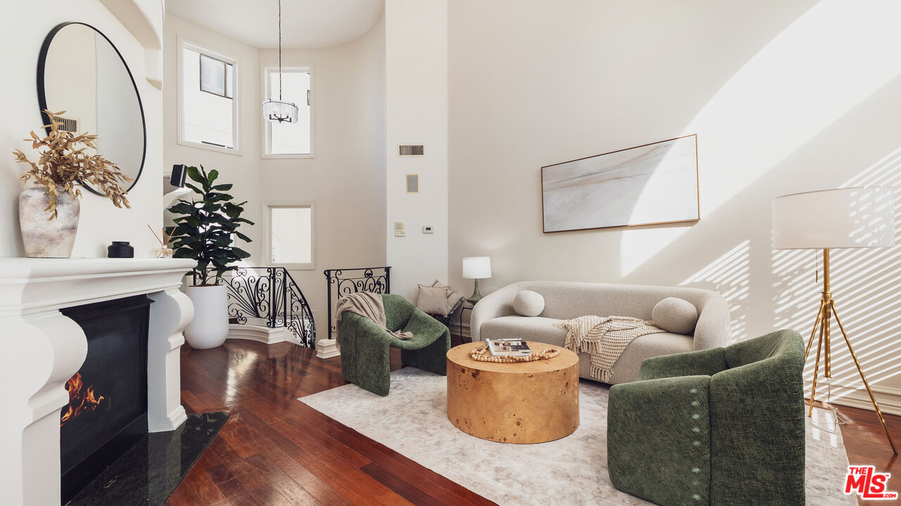 844 3rd St Unit: 5