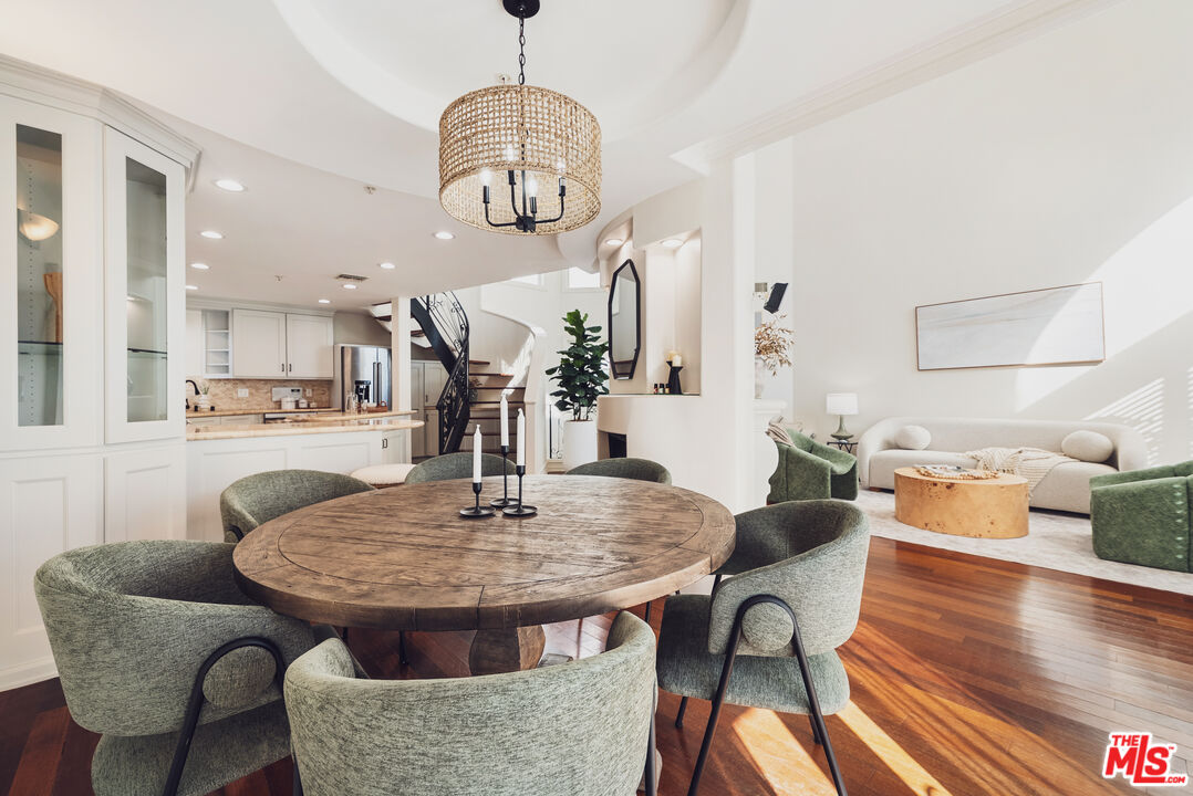844 3rd St Unit: 5