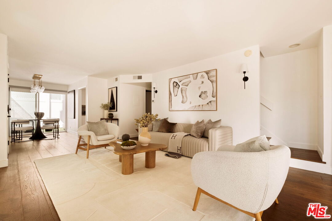 847 17th St Unit: 1