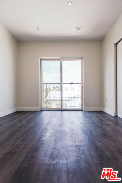 1431 S Sherbourne Dr Unit: 4