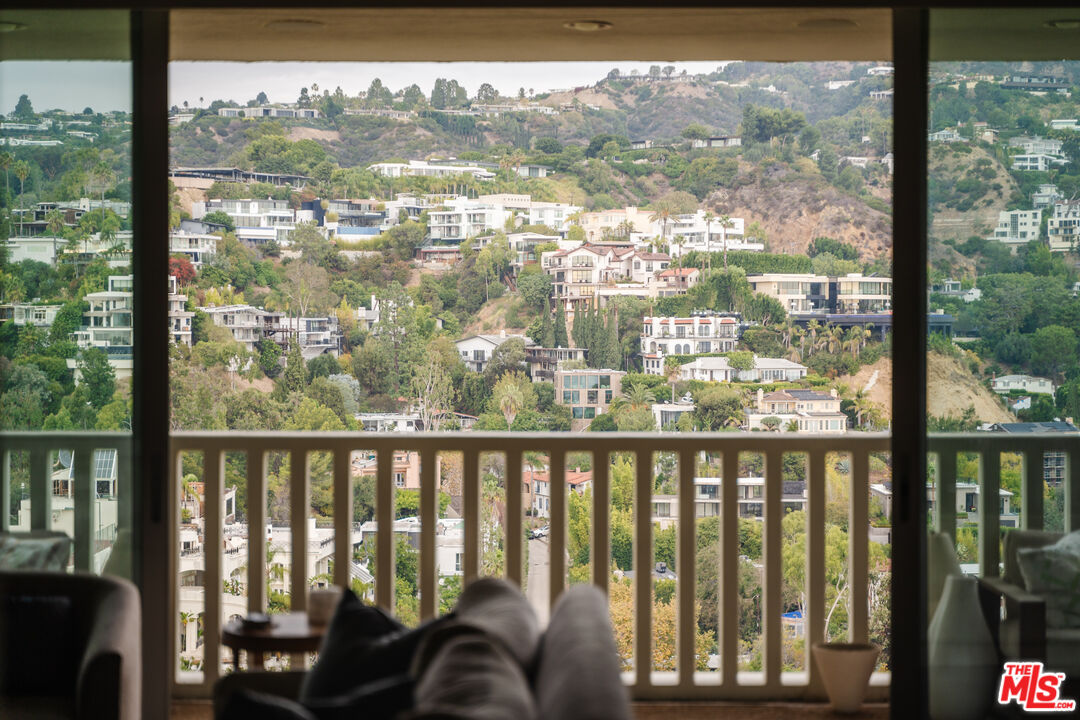 9255 Doheny Rd Unit: 2603