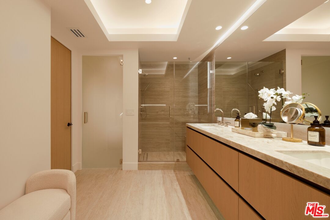 2132 Century Park Ln Unit: 407