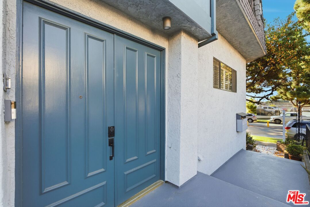 1013 16th St Unit: 101